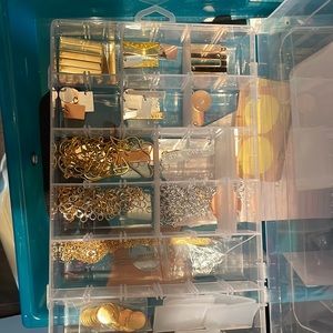 SELLING ALL JEWELLERY MERCHANDISE *** price negotiable, message